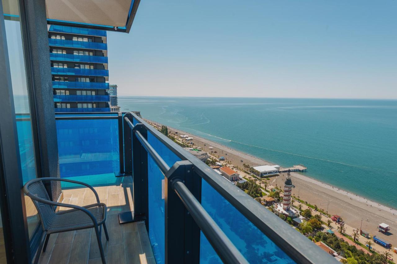 Orbi City Aparthotel Batumi Exterior foto